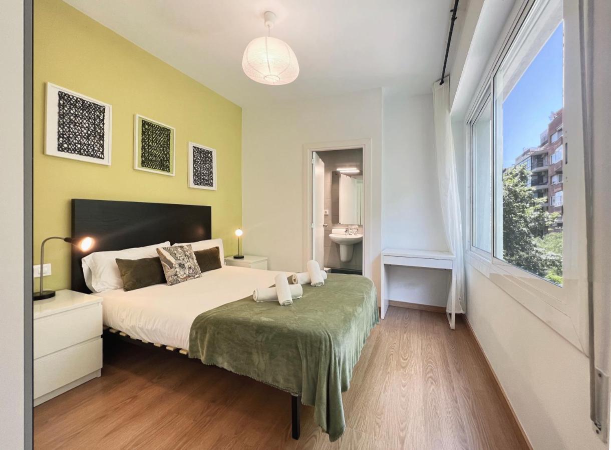 Stay U-Nique Apartments Aribau II Barcelona Ngoại thất bức ảnh